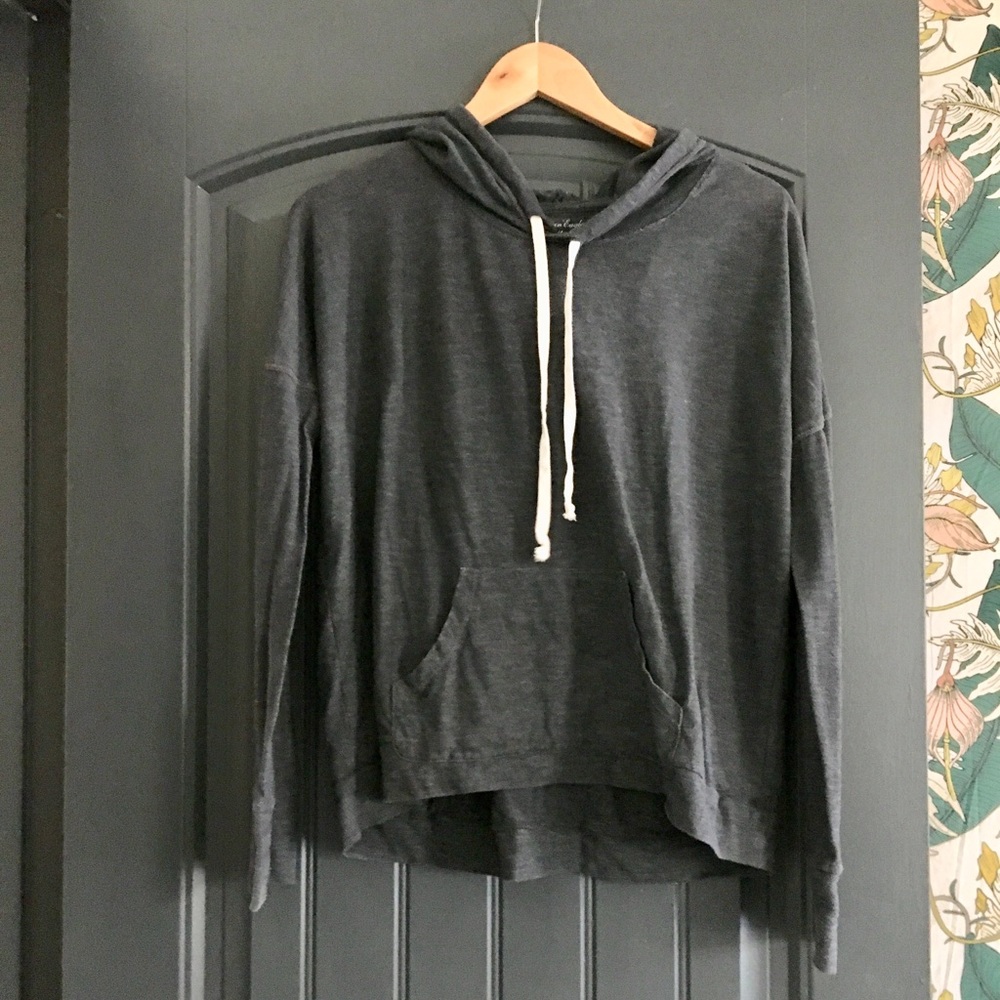 Lightweight AEO hoodie L